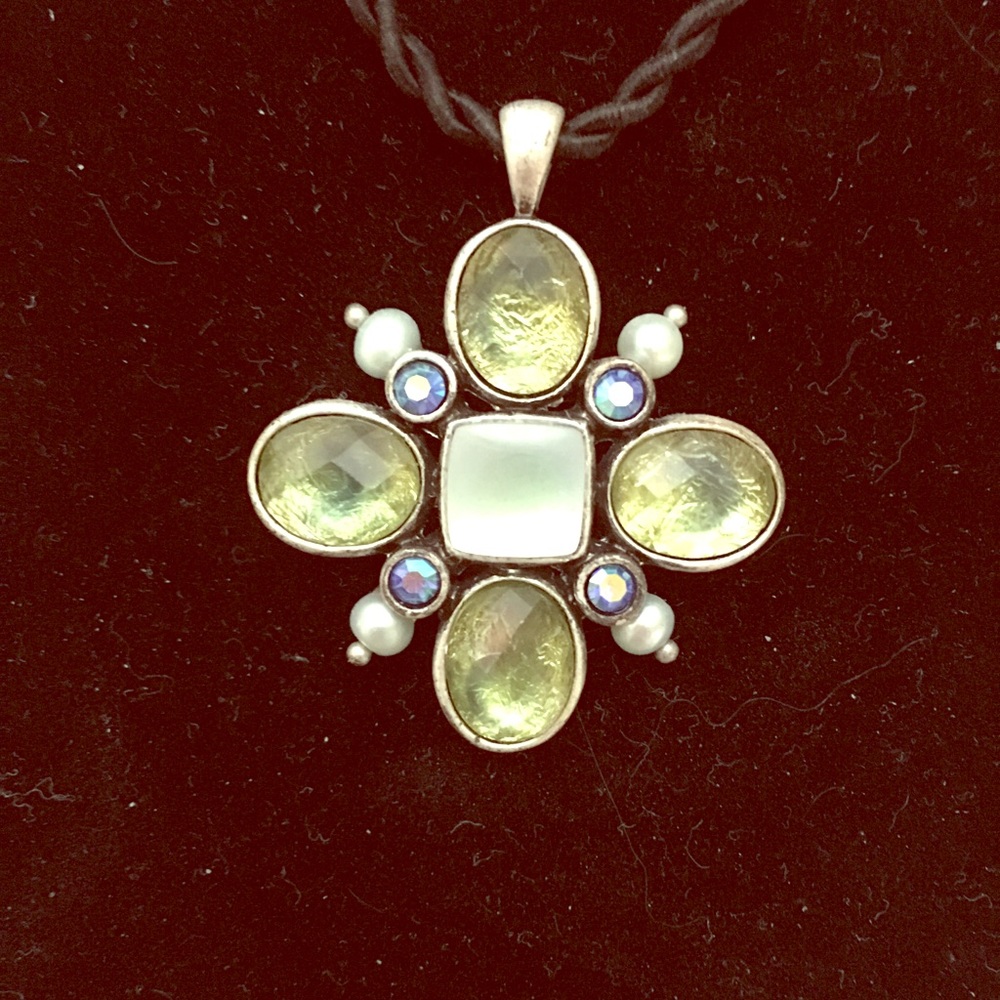 Lia Sophia necklace